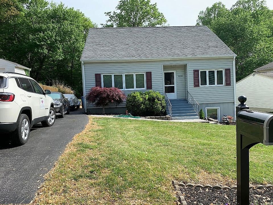 1st image of 1536 Glenwood Cir SE