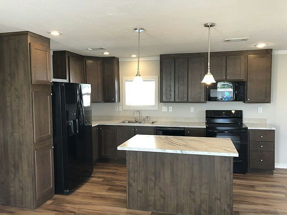 5th image of 4228 74th St N #380