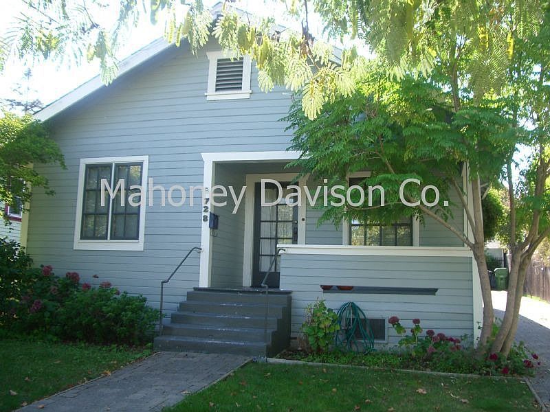 728 6th Street