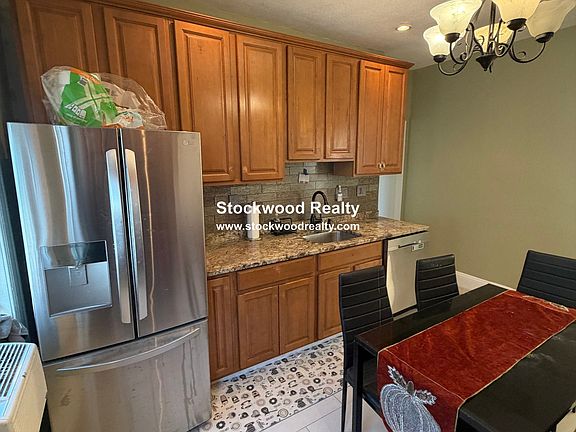 3rd image of 3 Spring Garden St #3