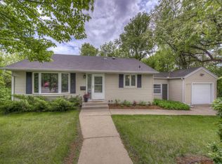 6211 Cedar Lake Rd S, Minneapolis, MN 55416