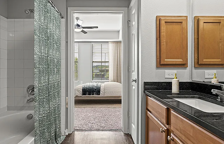 West End at City Center Apartment Homes — Photo 14