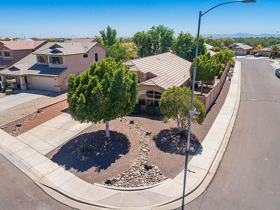 5th image of 10253 W Daley Ln