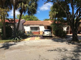 6921 Holly Rd, Miami Lakes, FL 33014