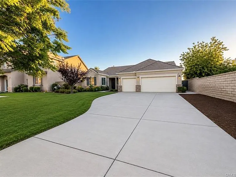 28645 Ashington Ct — Photo 2