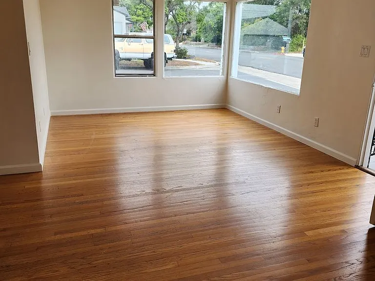 4490 Pomona Ave — Photo 6