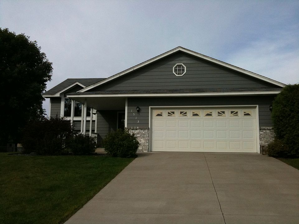 1st image of 1513 7th Ave N