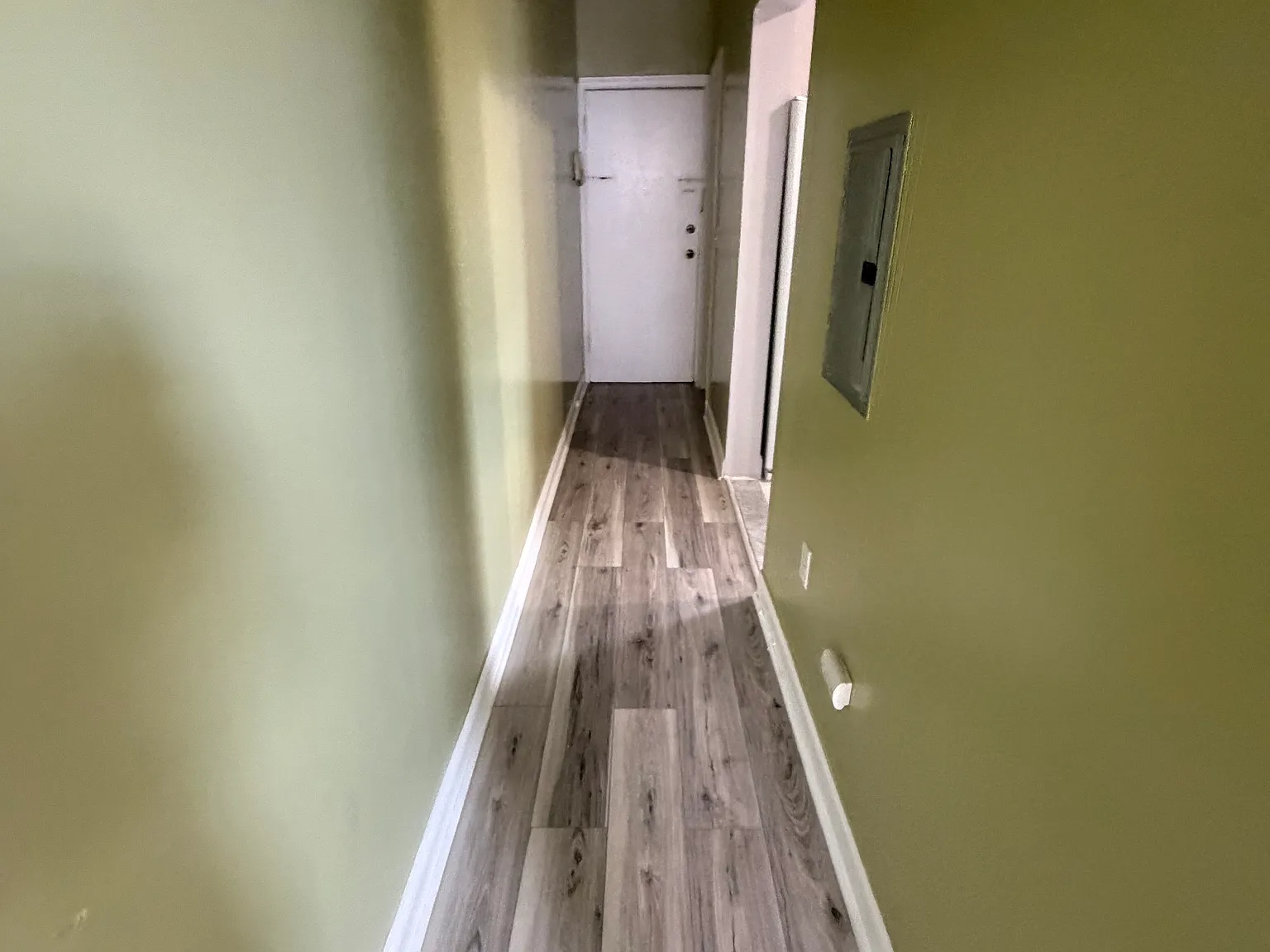 2 bed, 900 sqft, $2,150 — Photo 3