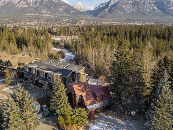 101 Rundle Dr, Canmore, AB T1W 2L8
