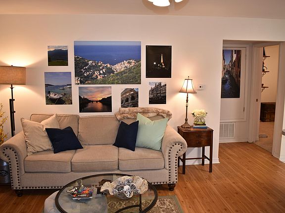 4th image of 610 W Lafayette St APT 201