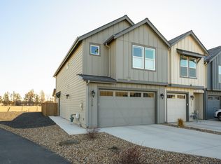 1110 NW Upas Pl, Redmond, OR 97756
