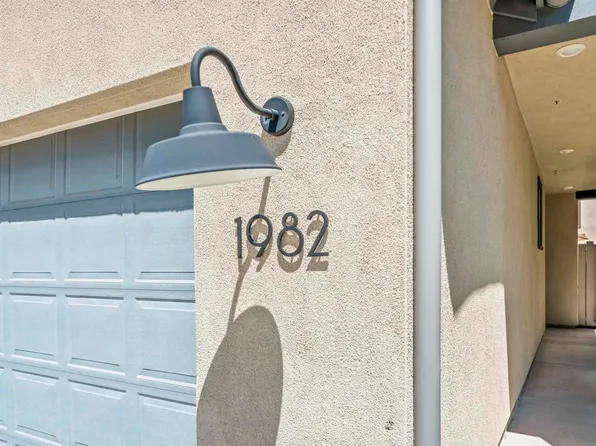 1982 Julie Dawn Pl, Escondido, CA 92026