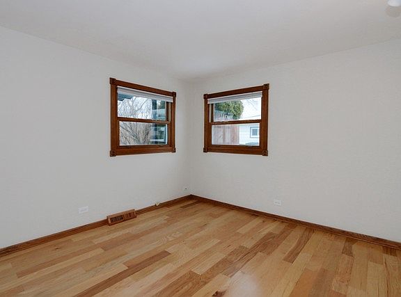 5th image of 316 N Emerald Ave