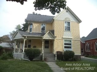 139 E Summit St, Chelsea, MI 48118