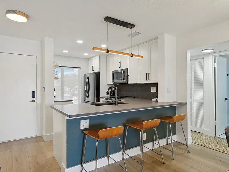 6277 Bahia Del Mar Blvd S #210 — Photo 6