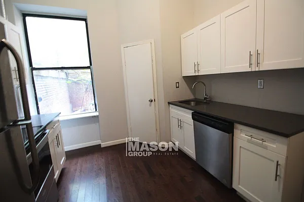 Rented by Mason Group LLC | media 10