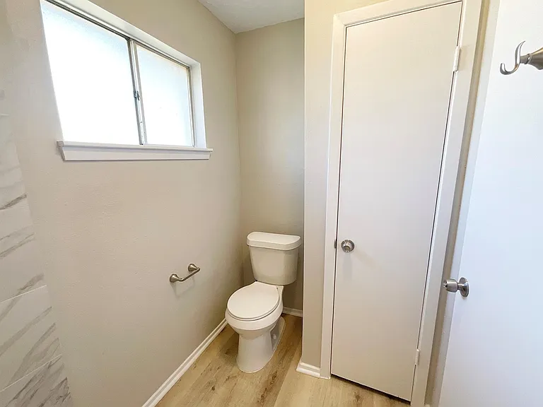 2130 Union Mill Rd — Photo 24