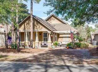 719 Earl Godwin Rd, Freeport, FL 32439