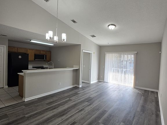 3rd image of 3631 Kirkpatrick Cir Unit 11