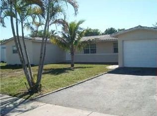 4740 NW 5th Ct, Plantation, FL 33317