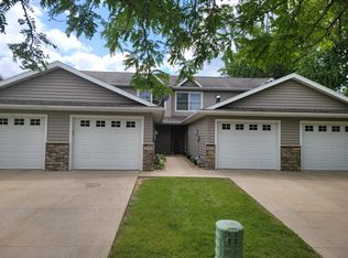 3046 River Falls Rd NW, Rochester, MN 55901