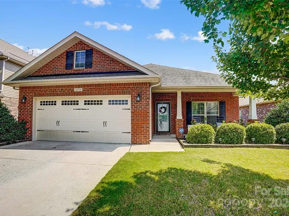 14736 Madison Hill Ct, Charlotte, NC 28273