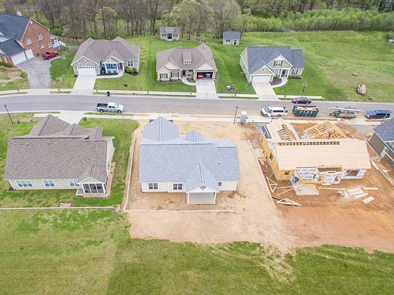 3rd image of 214 Mountain Brook Dr NE