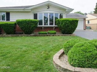 725 Mark Ave, Des Plaines, IL