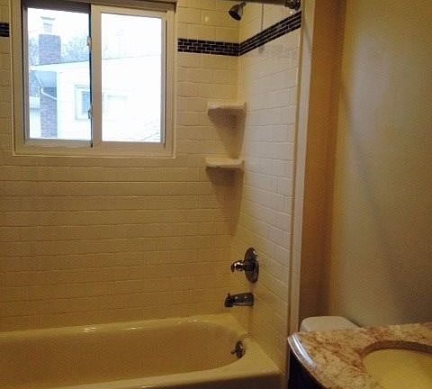 5th image of 120 Cypress St