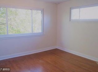 4935 Winthrop St, Oxon Hill, MD 20745