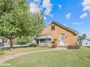320 S 2nd St, Albia, IA 52531