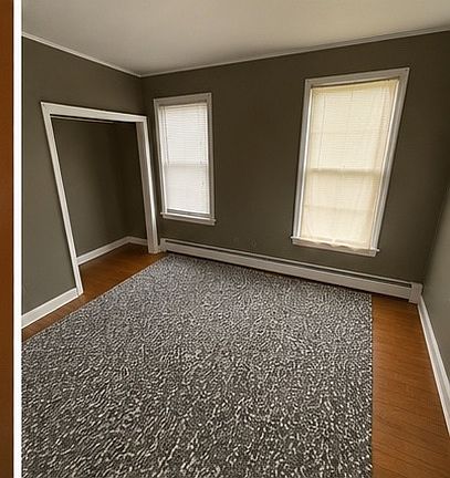 4th image of 421 S 4th St