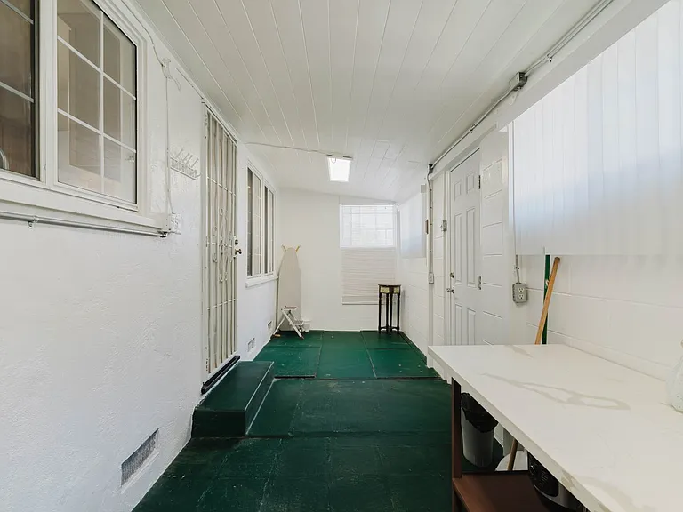 6024 Coldwater Canyon Ave — Photo 18