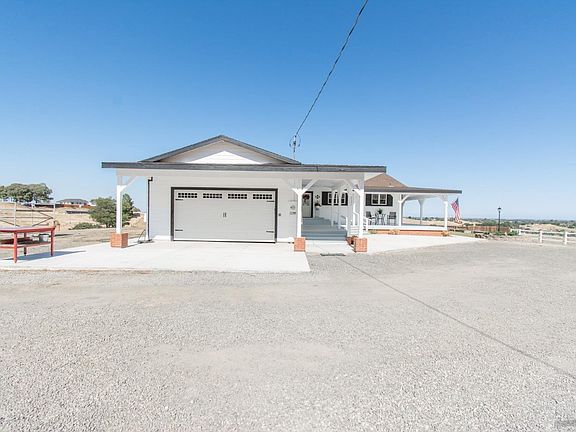 3rd image of 7760 W Ranch Lane