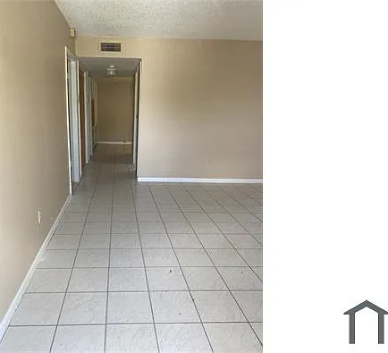 5461 SW 36th St — Photo 5