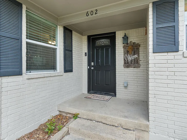 602 N Allen Dr — Photo 14