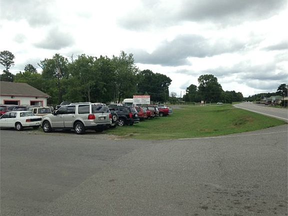 4th image of 5826 Joe Frank Harris Pkwy NW
