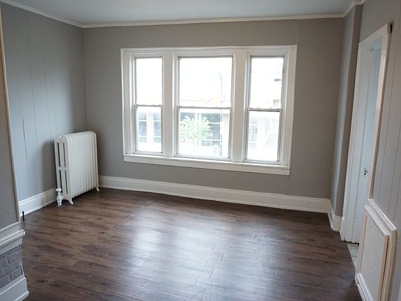2nd image of 496 Elmwood Ave APT 10