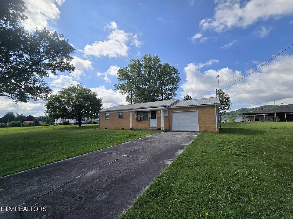1st image of 382 Meadow Branch Rd