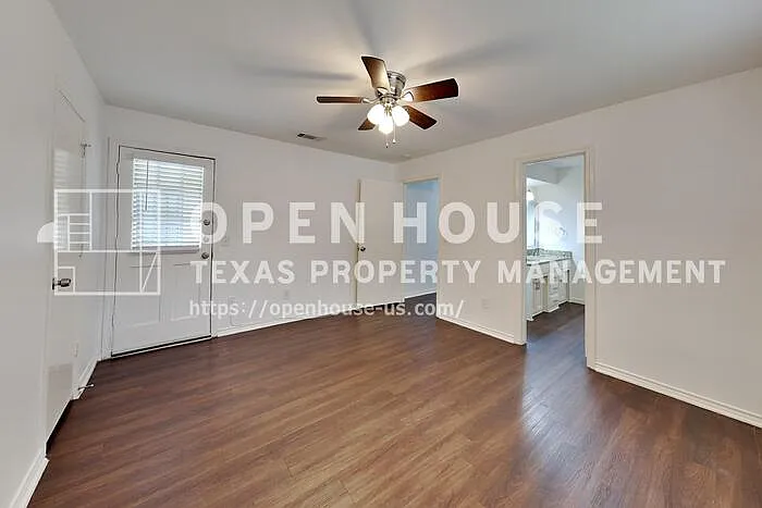 810 Rivercrest Blvd — Photo 14