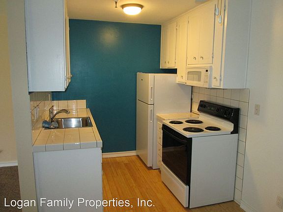 4th image of 4730 Noyes St APT 317