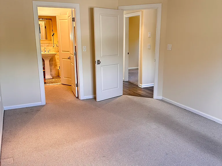 437 Tennyson Dr #2 — Photo 18