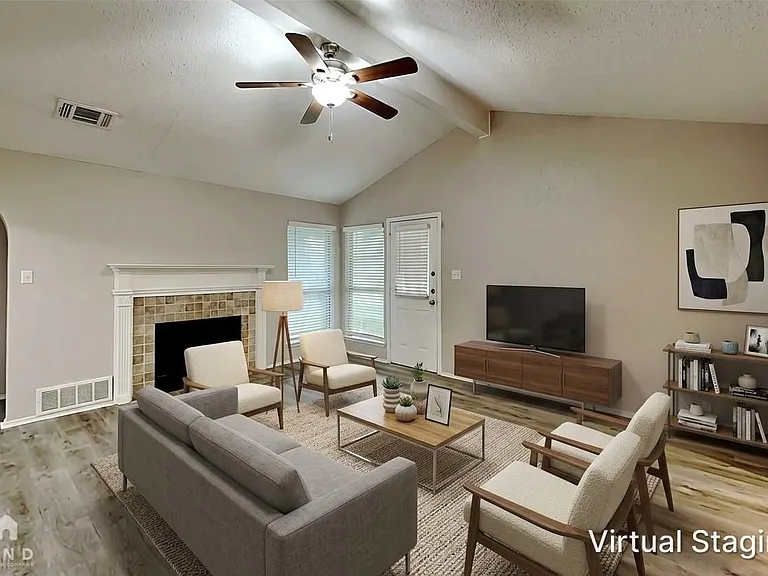 1509 Brook Forest Dr — Photo 2