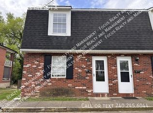 220 Marks Ave APT A, Lancaster, OH 43130