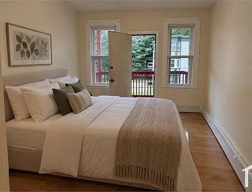 2 bed, 767 sqft, $2,800 — Photo 3