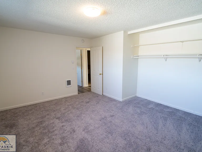 4545 SE Ina Ave #16 — Photo 9