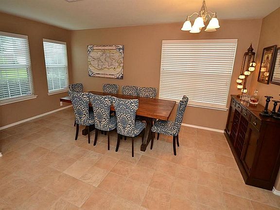 3rd image of 4609 Clemwood Ln