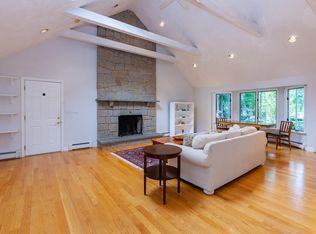 7 Lorusso Rd, Walpole, MA 02081