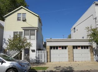 32 Edison St, Bloomfield, NJ 07003