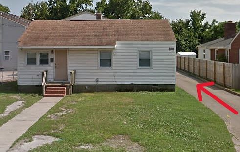 2nd image of 623 Dudley Ave #F